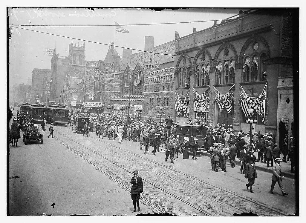 Convention crowd - Chicago